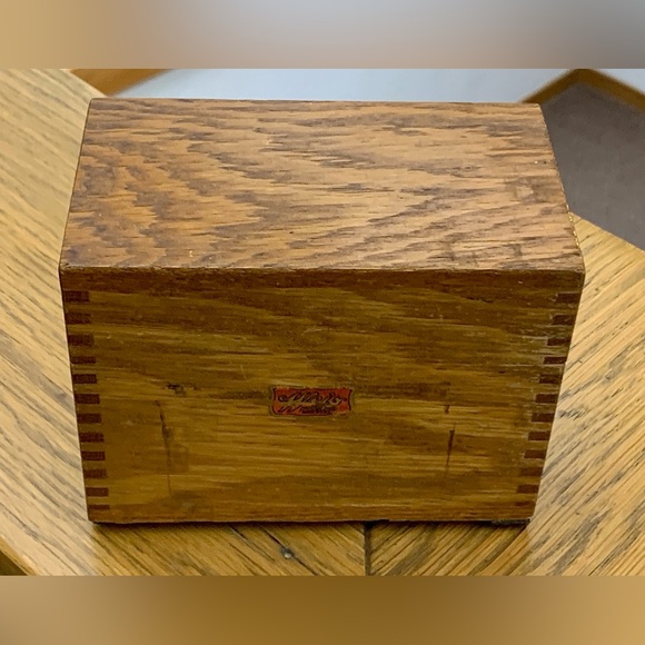 Antique Weis Monroe Michigan Fingerjointed Hinge Lidded Wooden Box - Picture 3 of 16